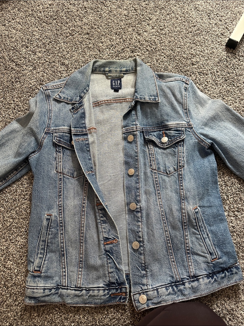 GAP Women's Light Wash Blue Denim Jacket